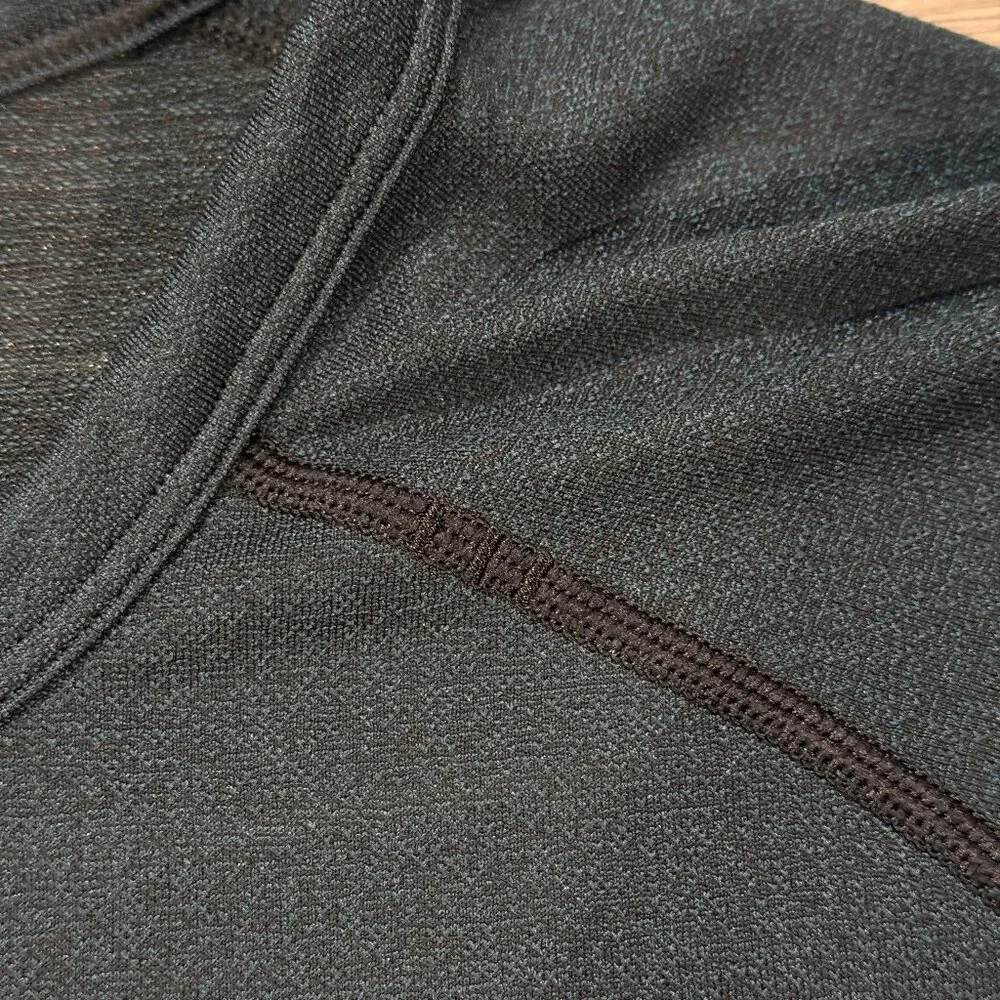 Lululemon Men's Metal Vent Tech Long Sleeve Henley - Black/Green - Picture 4 of 8